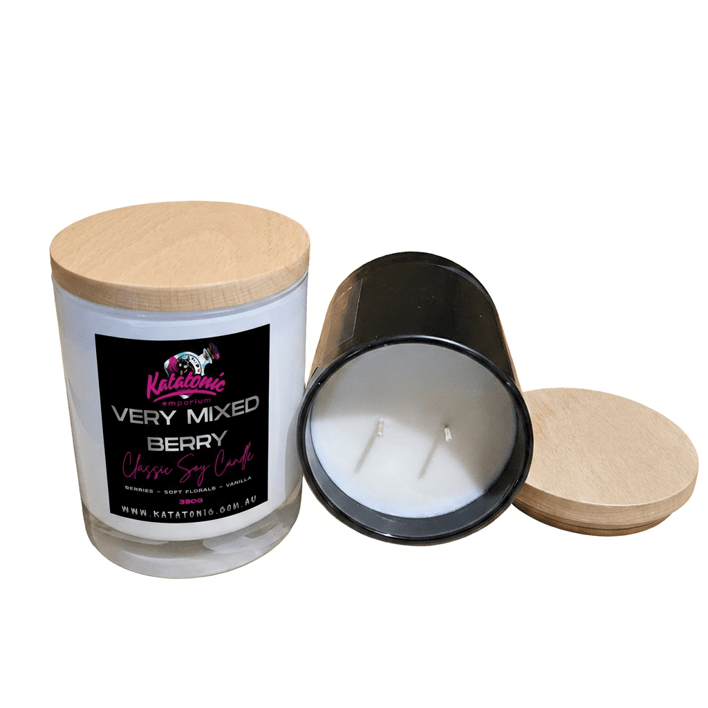 Very Mixed Berry Soy Candle White XL 2 Wicks by Katatonic